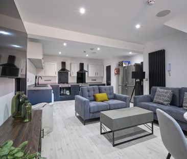 6 bedroom terraced house to rent - Photo 5