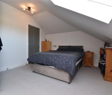 2 bedroom maisonette to rent - Photo 1