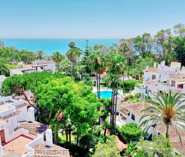 Middle Floor Apartment in Elviria - Photo 1