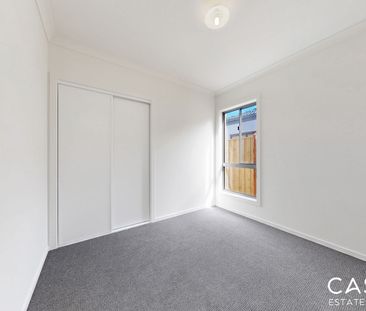 6 Bambusa Way, Clyde North - Photo 6