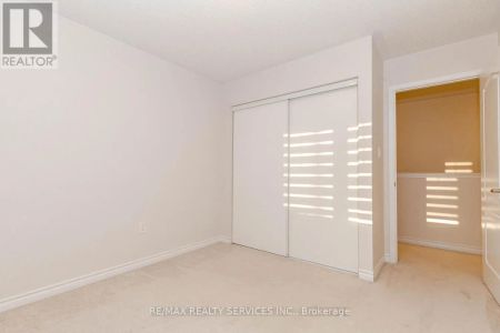 84 TYSONVILLE CIRCLE - Photo 5