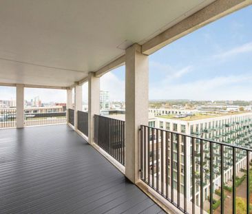 Schooner Road, Royal Wharf, E16 - Photo 2