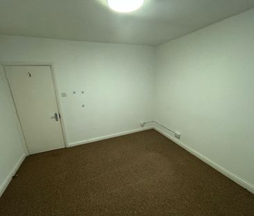 5 Bed Terraced House, Hove, BN3 - Photo 1