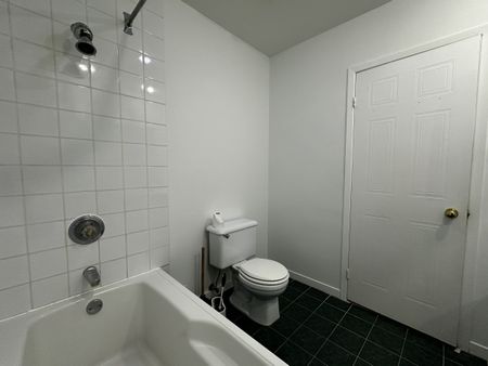 2645 Avenue Bennett, #15 - Photo 4