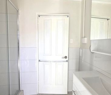 Neat as a Pin! - Photo 5