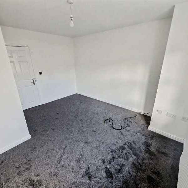 Hampstead Drive, Whitefield, M45 - Photo 1