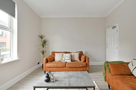 4 bedroom terraced house to rent - Photo 5