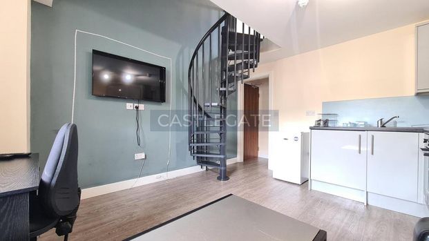 1 bedroom flat to rent - Photo 1