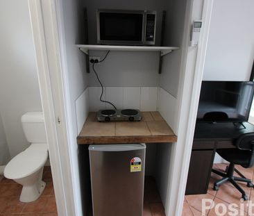 STUDIO APARTMENT WITH AIR CONDITIONING - Photo 6