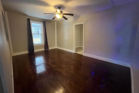 21 Sidings Street - 3 bed, 1 bath - Photo 5