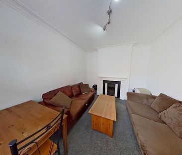 4 bedroom house to rent - Photo 2