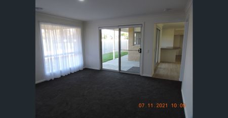 New 4 Bedroom Home in White Hills - Photo 4