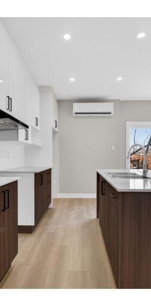 LUXUEUX 5 1 /2 À LOUER À MONTRÉAL-NORD - Photo 1