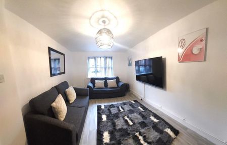 6 bedroom private hall to rent - Photo 2