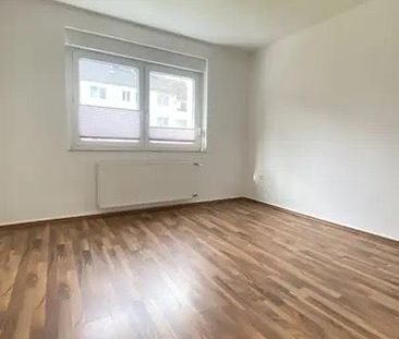 PER JOBCENTER! Nachmieter für 2 Zimmer Wohnung in Berlin 10365 - Photo 1