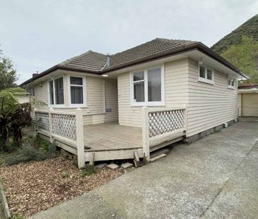 3 Bedroom House - Photo 4