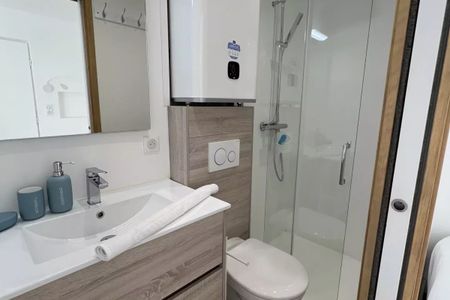 À louer – Studio meublé avec rez-de-jardin – Fréjus-Plage - Photo 4