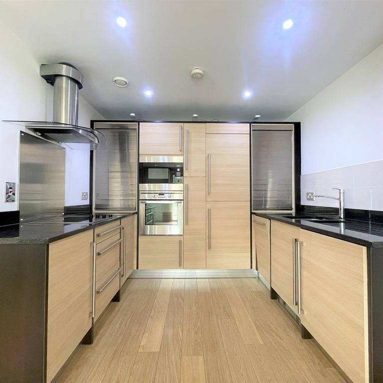 2 bedroom apartment to rent - Photo 1