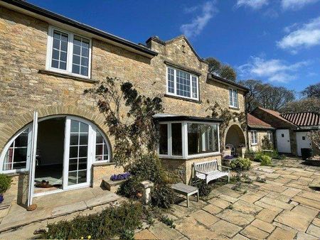 4 bedroom detached house to rent - Photo 5