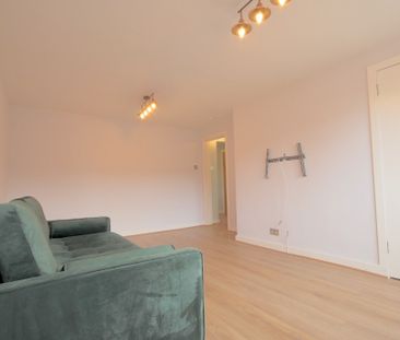 Glenure Loan, Clermiston, Edinburgh, EH4 - Photo 1