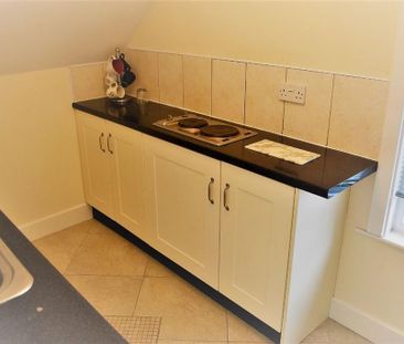 Studio to rent - Photo 6