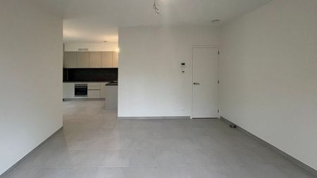 Appartement te huur - Foto 2