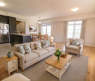 For Lease - 22 John Rudkin Lane, Markham, Ontario - Photo 1