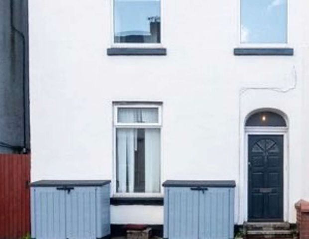 Froghall Lane Room 2 - Photo 1