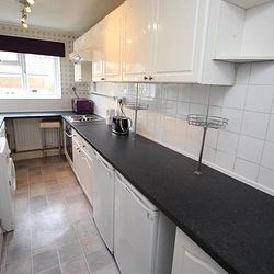 Tenterden Drive, Hales Place Estate, Canterbury, CT2 7BH, Kent - Photo 3