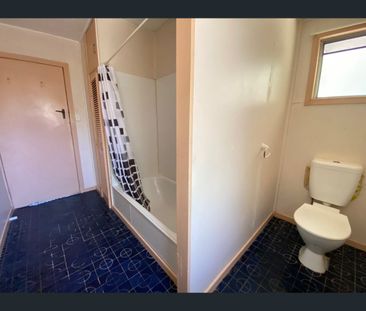 17 Edgar Street, Eastern Heights, Qld 4305 - Photo 4