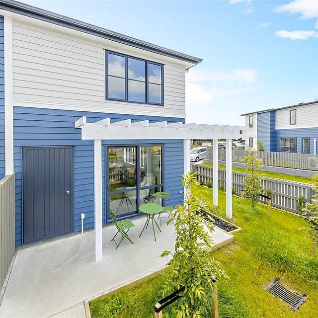 Charming 3BR Kauri flat zoned house in Takanini - Photo 1