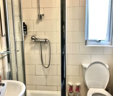 229 Dawlish Road - Photo 1