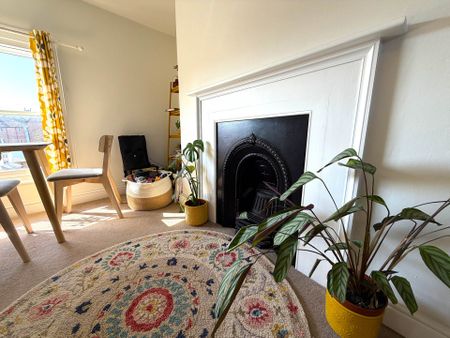 Burgate, Canterbury - Photo 2