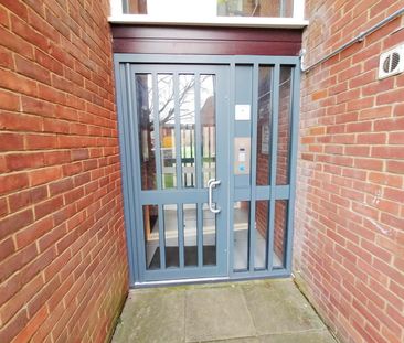 Hopton Road, Stevenage - Photo 4