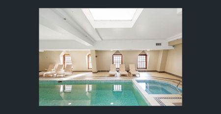 The Miramar for lease - Photo 2