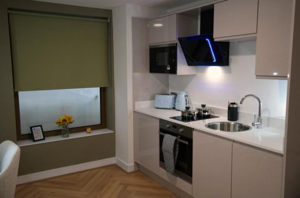 Studio to rent - Photo 1