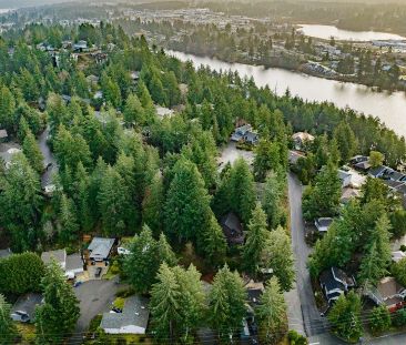 4080 Salal Drive - Photo 6