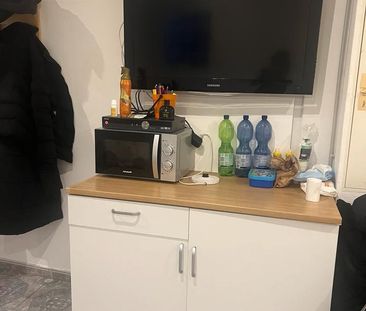 Schöne 1 Zimmer Wohnung in Endersbach - Photo 1