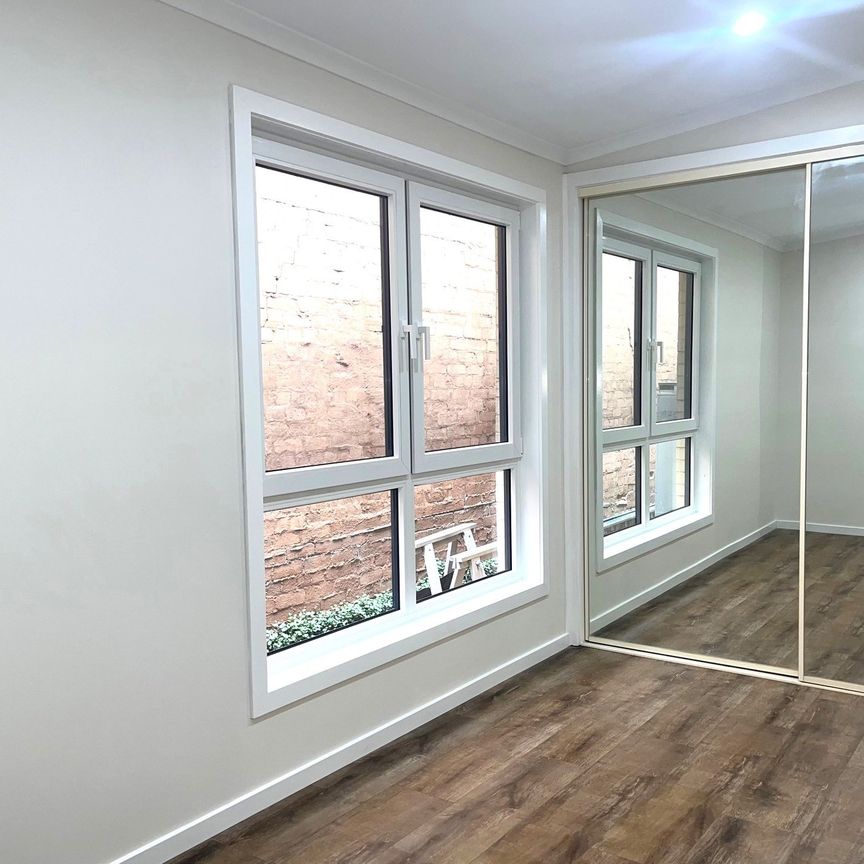 FULLY RENOVATED GEM IN THE HEART OF FITZROY NORTH - Photo 1