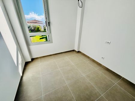 Unfurnished south facing apartment Javea - Photo 4