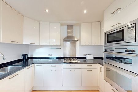 La Residence, 38a Marlborough Place, NW8 - Photo 5