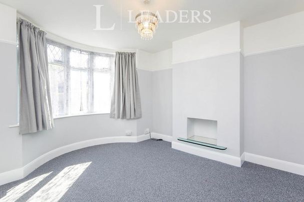 3 bedroom semi-detached house to rent - Photo 1