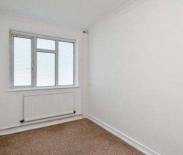 Maplin Court, Rampart Terrace, East Beach, Shoeburyness, Essex, SS3... - Photo 3