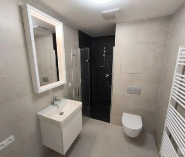 Pronájem novostavby bytu 1,5+kk s terasou a zahradou ve Vila park T... - Photo 6