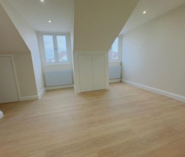 3 Bed Flat, Broomhill Road, IG3 - Photo 1