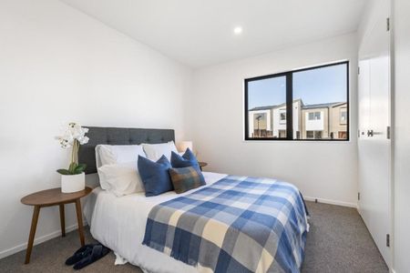 Coastal Community Living - Photo 3