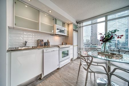 For Lease - 25 Telegram Mews Unit# 1902, Toronto, Ontario - Photo 5
