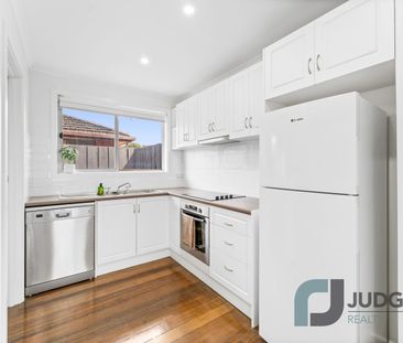 Hidden Little Gem - Photo 6