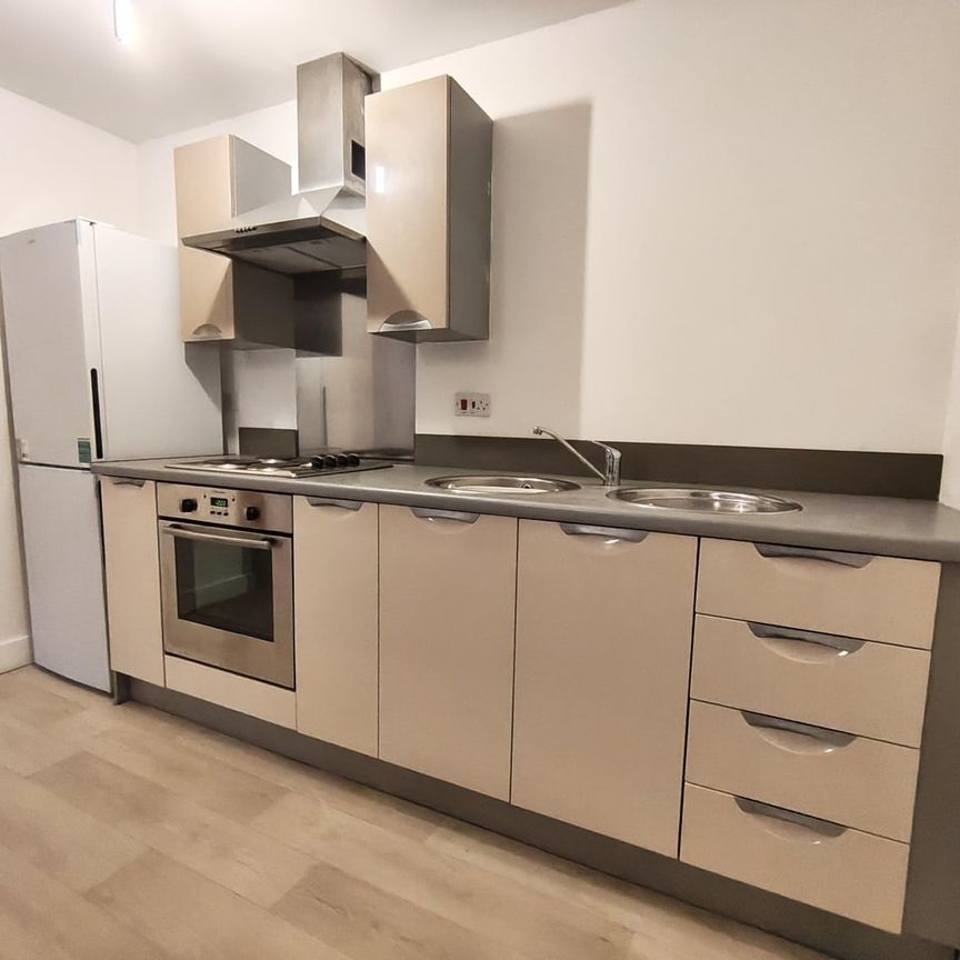 Slater House, Woden Street, Salford, M5 4UE - Photo 1