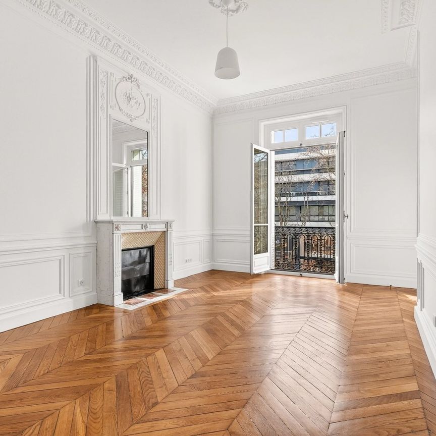 Tout savoir sur cet appartement dans le quartier Courcelles-Wagram, à Paris 17ème - Photo 1